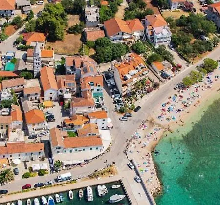 Appartamento 150 Meters From The Sea - By Ta Leut Agency Turanj