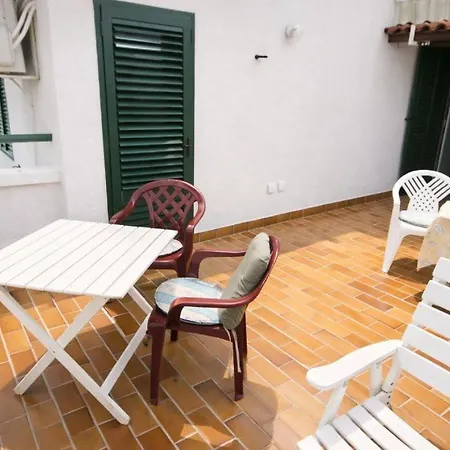 150 Meters From The Sea - By Ta Leut Agency Apartman